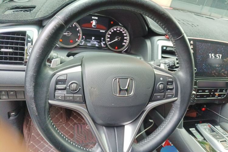 Used Honda UR-V 2017 370TURBO 2WD Prestige Edition China V Steering Wheel