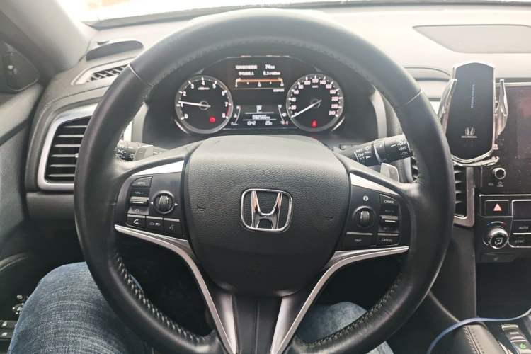 Used Honda UR-V 2017 370TURBO 2WD Prestige Edition China V Steering Wheel