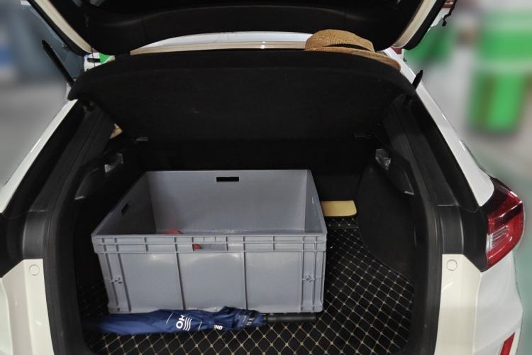 Used Honda UR-V 2017 240TURBO Two-Wheel Drive Luxury Edition China VI Trunk