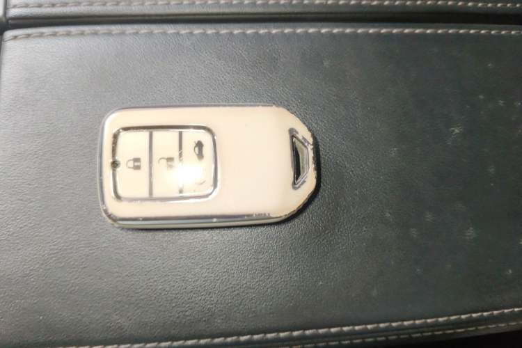 Used Honda UR-V 2017 370TURBO 2WD Prestige Edition China V Vehicle Key