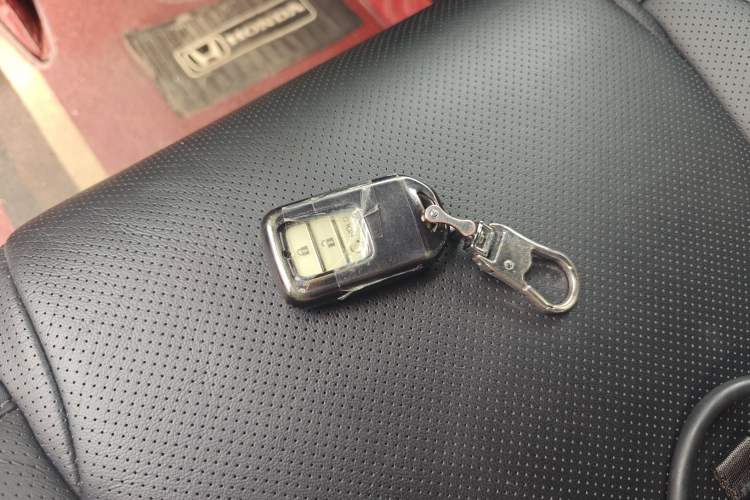 Used Honda UR-V 2017 240TURBO Two-Wheel Drive Classic Edition China V Vehicle Key