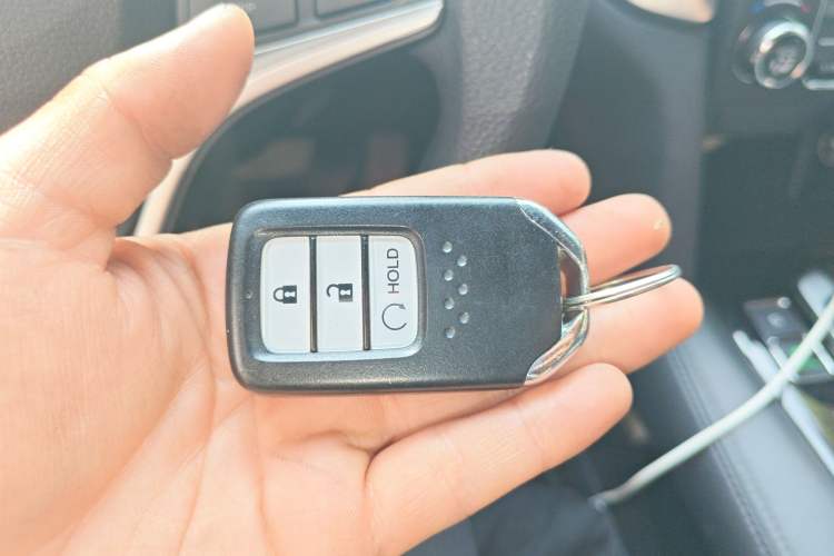 Used Honda UR-V 2017 240TURBO Two-Wheel Drive Classic Edition China V Vehicle Key