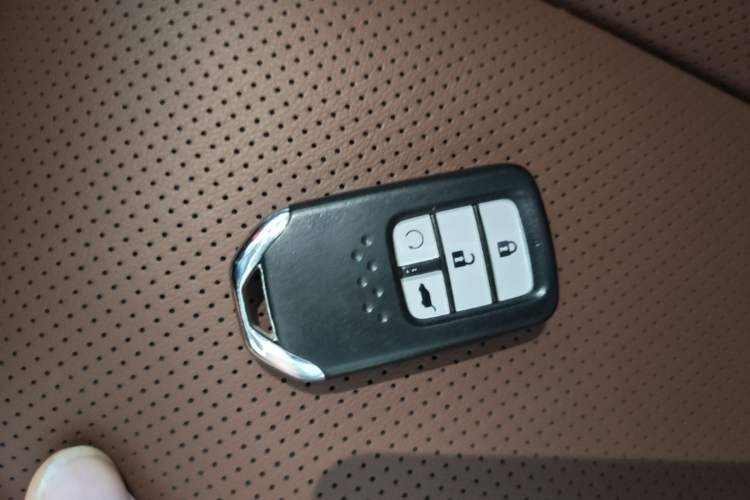 Used Honda UR-V 2017 370TURBO Four-Wheel Drive Prestige Edition China V Vehicle Key