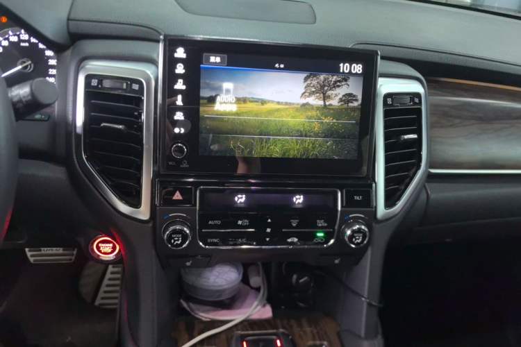 Used Honda UR-V 2017 370TURBO 2WD Prestige Edition China V Audio And AC Panel