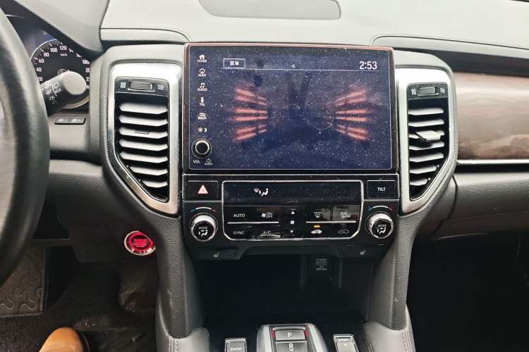 Used Honda UR-V 2017 370TURBO 2WD Prestige Edition China V Audio And AC Panel