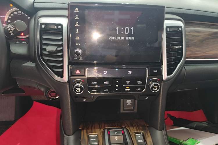 Used Honda UR-V 2017 370TURBO 2WD Prestige Edition China V Audio And AC Panel
