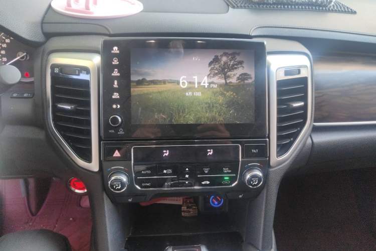 Used Honda UR-V 2017 370TURBO Four-Wheel Drive Prestige Edition China V Audio And AC Panel