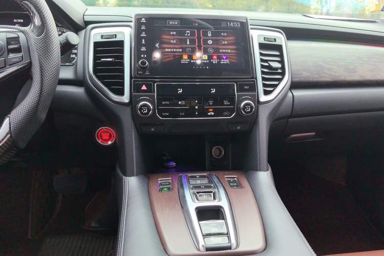 Used Honda UR-V 2017 370TURBO 2WD Prestige Edition China V Audio And AC Panel