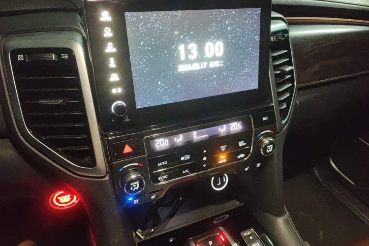 Used Honda UR-V 2017 370TURBO Four-Wheel Drive Prestige Edition China V Audio And AC Panel