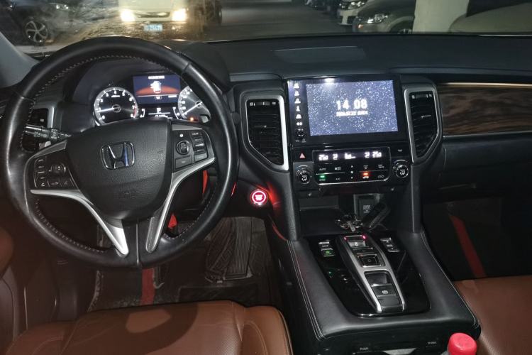 Used Honda UR-V 2017 370TURBO Four-Wheel Drive Prestige Edition China V Center Console