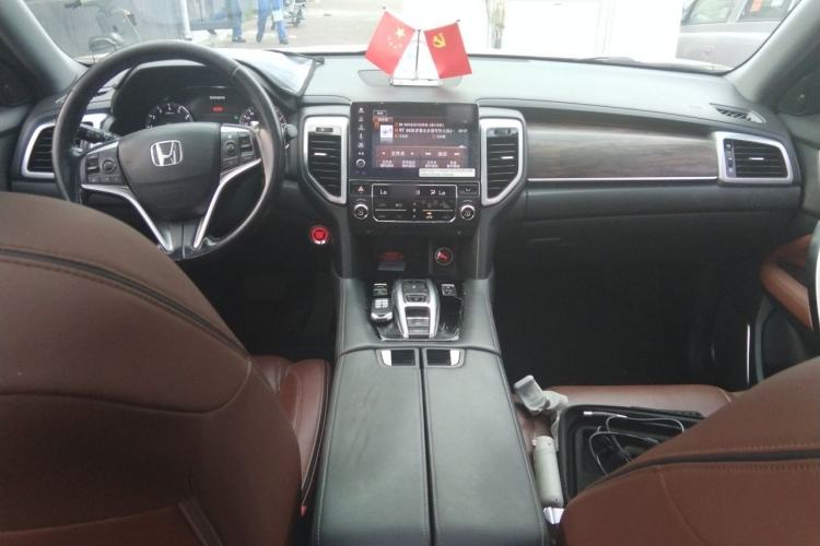Used Honda UR-V 2017 370TURBO 2WD Prestige Edition China V Center Console