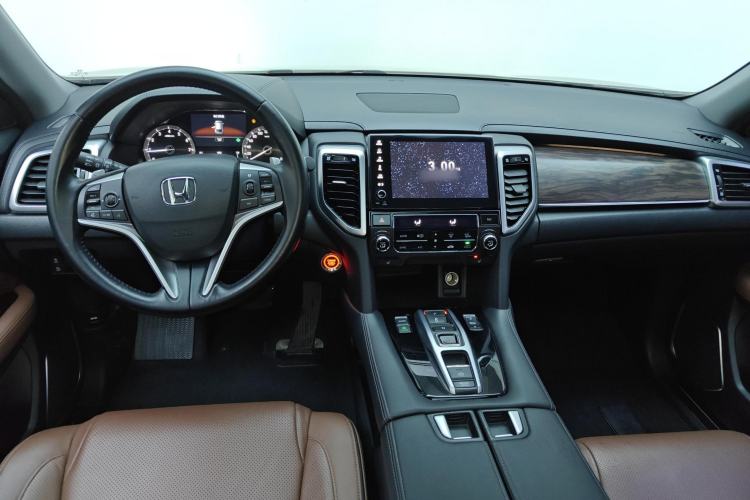 Used Honda UR-V 2017 370TURBO 2WD Prestige Edition China V Center Console