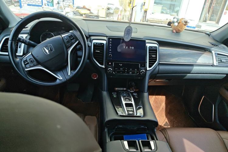 Used Honda UR-V 2017 370TURBO 2WD Prestige Edition China V Center Console