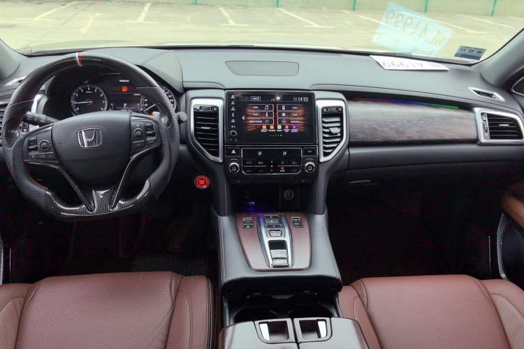 Used Honda UR-V 2017 370TURBO 2WD Prestige Edition China V Center Console