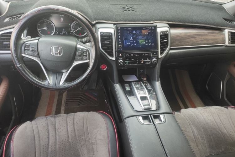 Used Honda UR-V 2017 370TURBO 2WD Prestige Edition China V Center Console