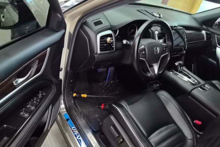Used Honda UR-V 2017 240TURBO Two-Wheel Drive Luxury Edition China V Driver Seat