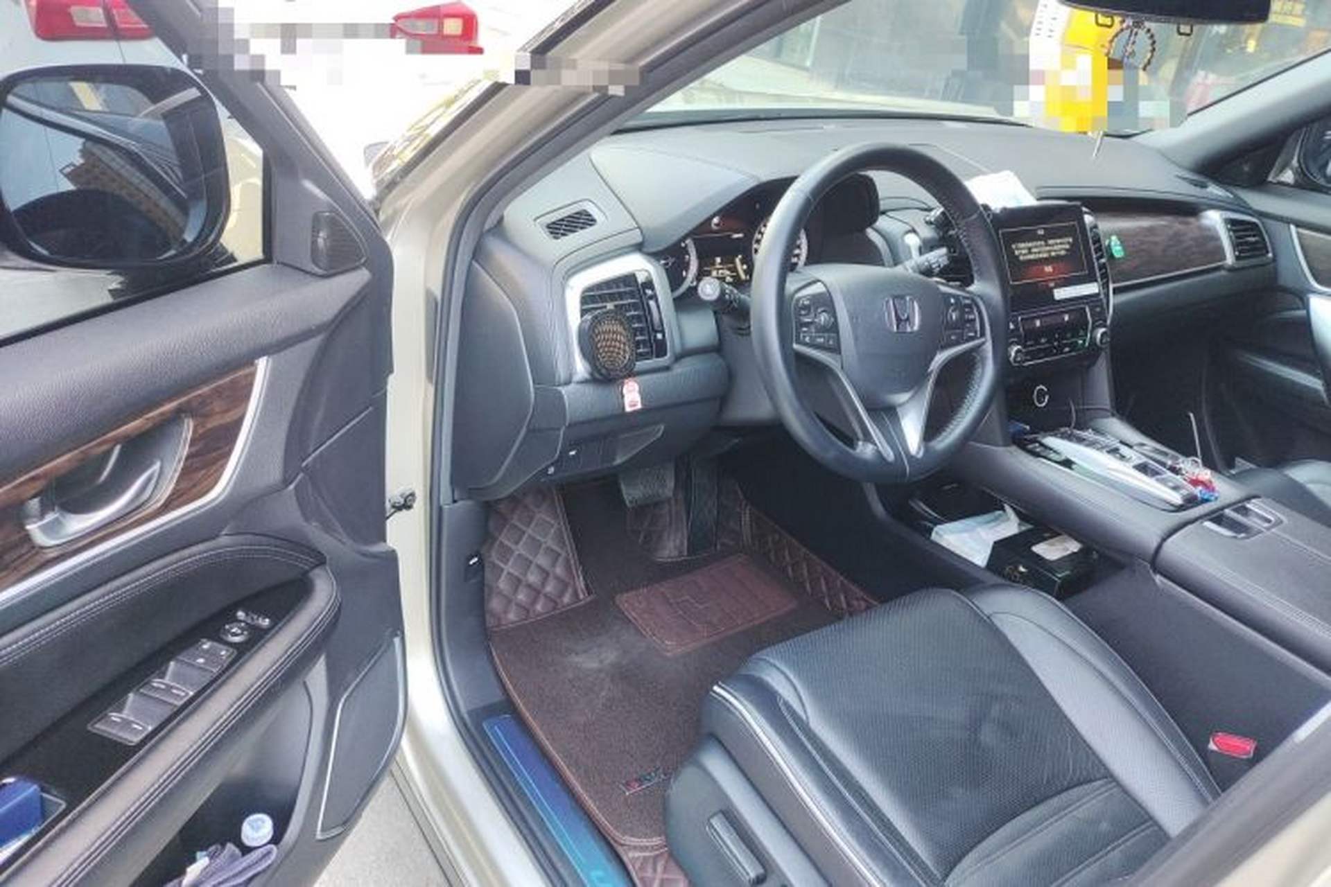 Used Honda UR-V 2017 370TURBO 2WD Prestige Edition China V Driver Seat