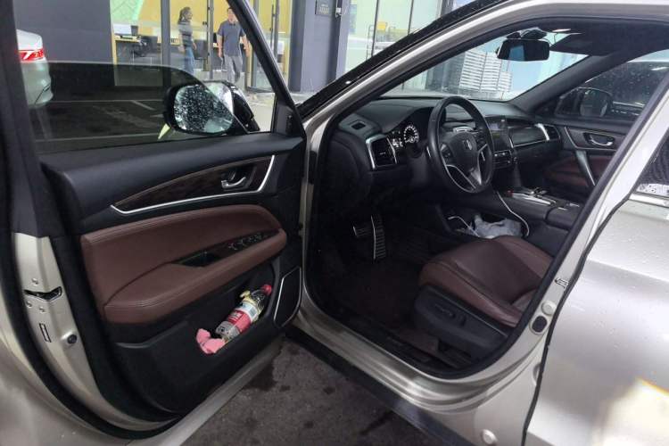 Used Honda UR-V 2017 370TURBO 2WD Prestige Edition China V Driver Seat
