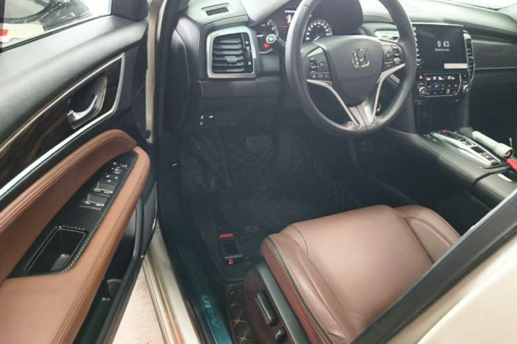 Used Honda UR-V 2017 370TURBO 2WD Prestige Edition China V Driver Seat