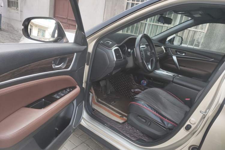 Used Honda UR-V 2017 370TURBO 2WD Prestige Edition China V Driver Seat