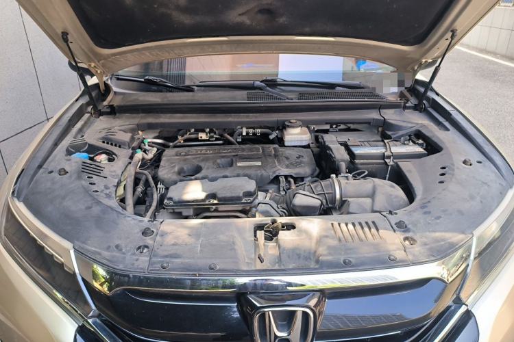 Used Honda UR-V 2017 370TURBO 2WD Prestige Edition China V Engine Bay