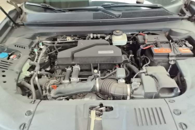 Used Honda UR-V 2017 240TURBO Two-Wheel Drive Luxury Edition China V Engine Bay