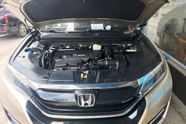Used Honda UR-V 2017 370TURBO Four-Wheel Drive Prestige Edition China V Engine Bay