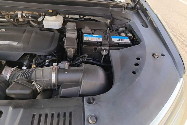 Used Honda UR-V 2017 370TURBO 2WD Prestige Edition China V Engine Bay Left