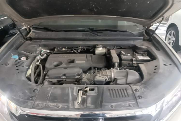 Used Honda UR-V 2017 370TURBO Four-Wheel Drive Prestige Edition China V Engine Bay