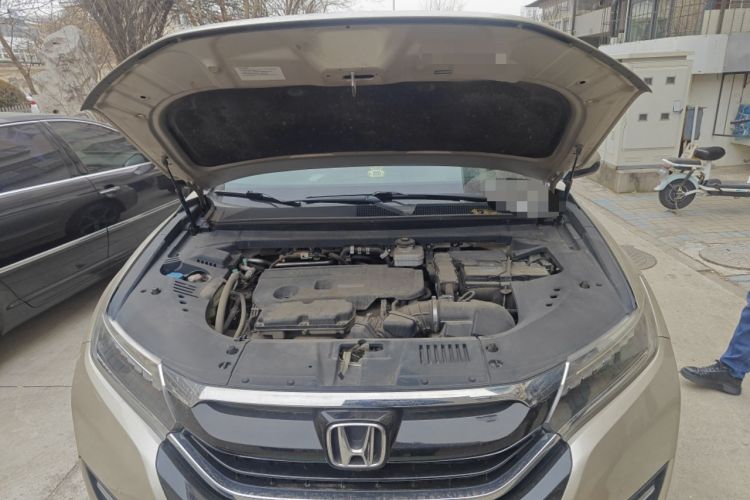 Used Honda UR-V 2017 370TURBO Four-Wheel Drive Prestige Edition China V Engine Bay