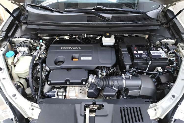 Used Honda UR-V 2017 370TURBO 2WD Prestige Edition China V Engine Bay