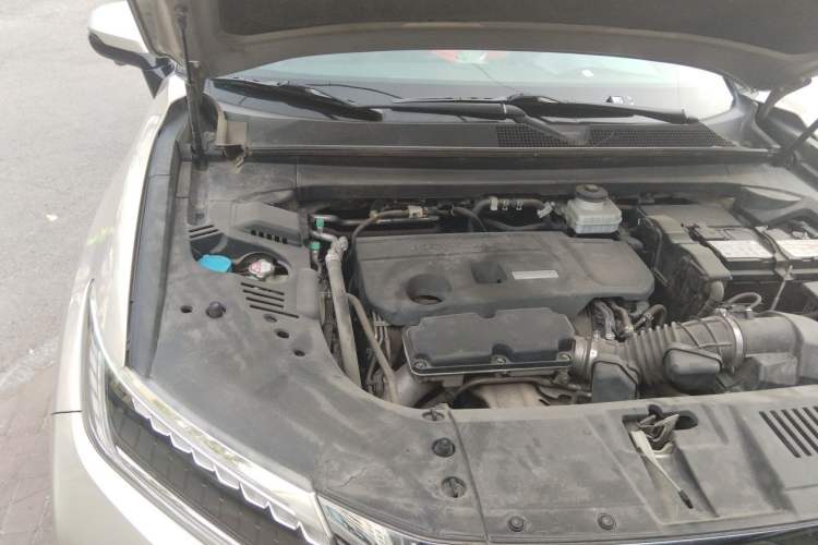 Used Honda UR-V 2017 370TURBO 2WD Prestige Edition China V Engine Bay Right