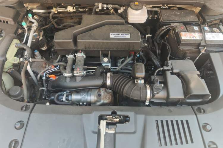 Used Honda UR-V 2017 240TURBO Two-Wheel Drive Classic Edition China V Engine Bay