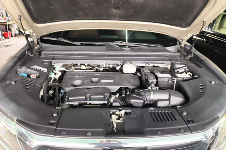 Used Honda UR-V 2017 370TURBO 2WD Prestige Edition China V Engine Bay