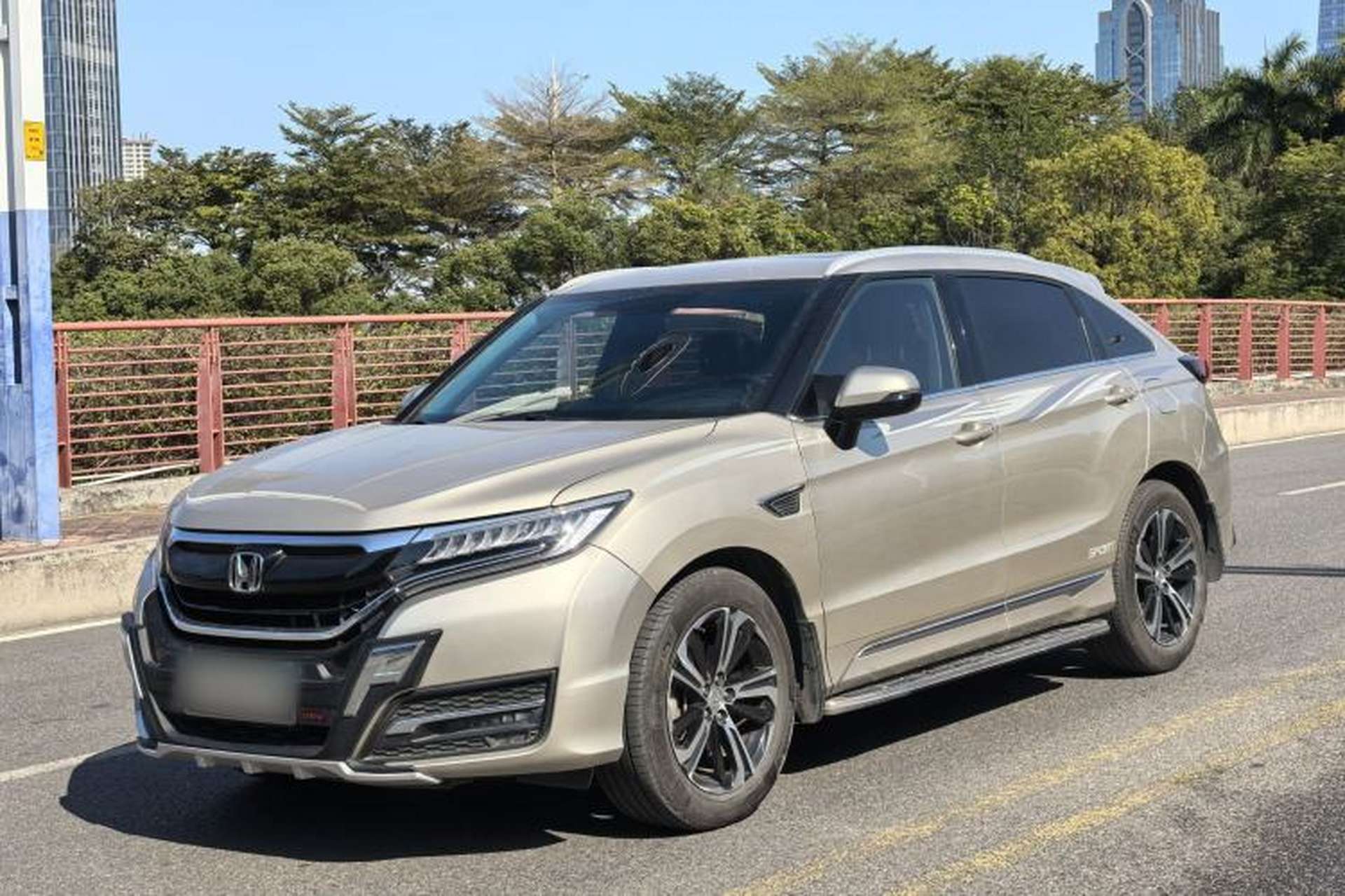 Used Honda UR-V 2017 370TURBO 2WD Prestige Edition China V Front Left 45 Deg