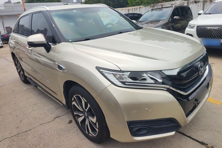 Used Honda UR-V 2017 240TURBO Two-Wheel Drive Classic Edition China V Front Right 45 Deg