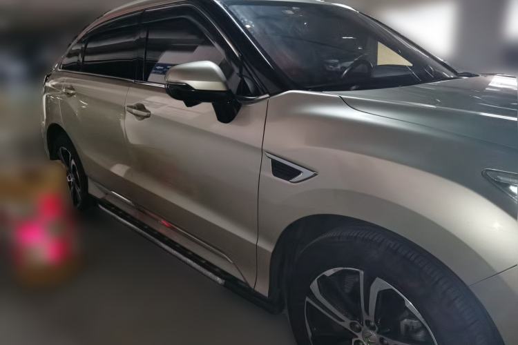 Used Honda UR-V 2017 370TURBO Four-Wheel Drive Prestige Edition China V Front Right 45 Deg