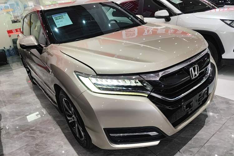 Used Honda UR-V 2017 370TURBO 2WD Prestige Edition China V Front Right 45 Deg