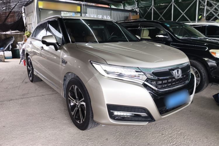 Used Honda UR-V 2017 370TURBO 2WD Prestige Edition China V Front Right 45 Deg