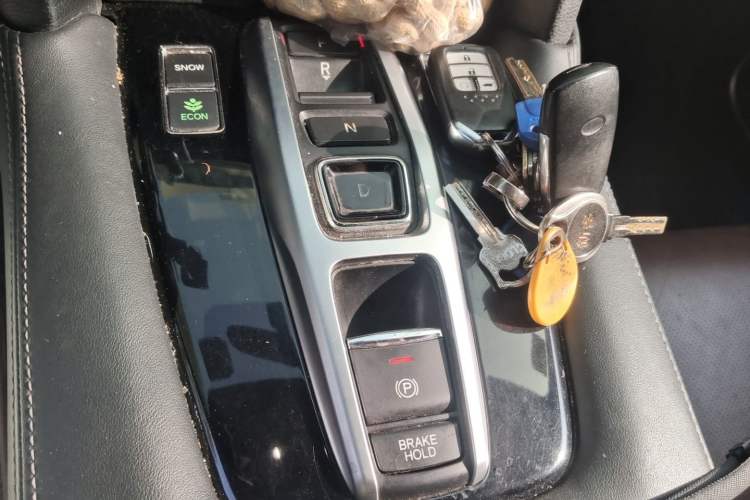 Used Honda UR-V 2017 370TURBO 2WD Prestige Edition China V Gear Lever