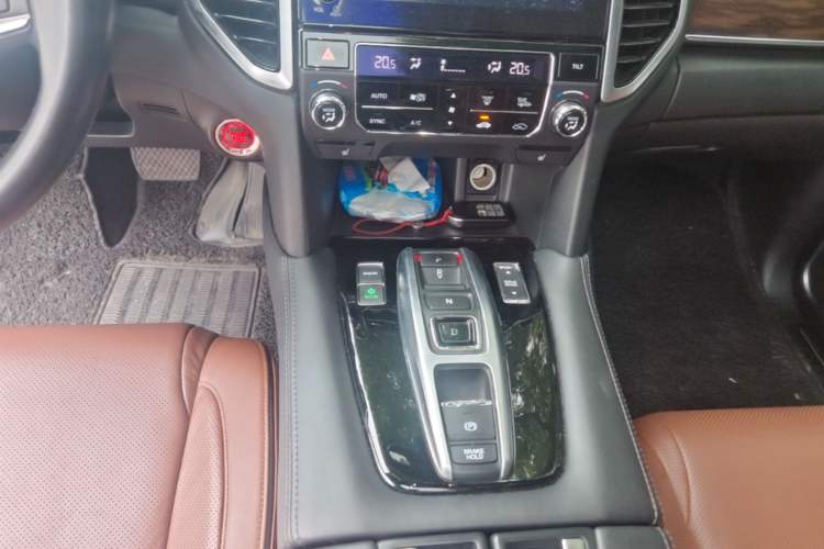 Used Honda UR-V 2017 370TURBO 2WD Prestige Edition China V Gear Lever