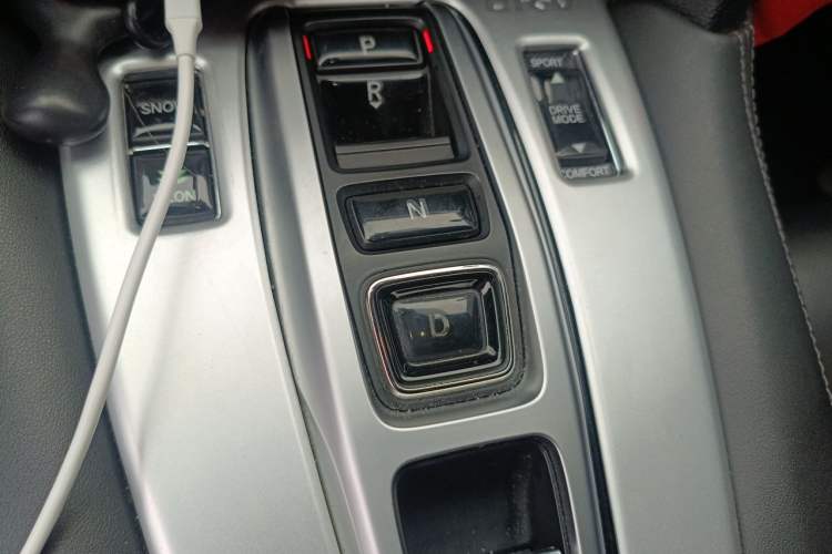Used Honda UR-V 2017 370TURBO Four-Wheel Drive Prestige Edition China V Gear Lever