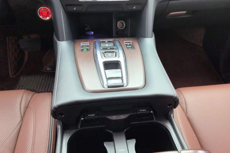 Used Honda UR-V 2017 370TURBO 2WD Prestige Edition China V Gear Lever