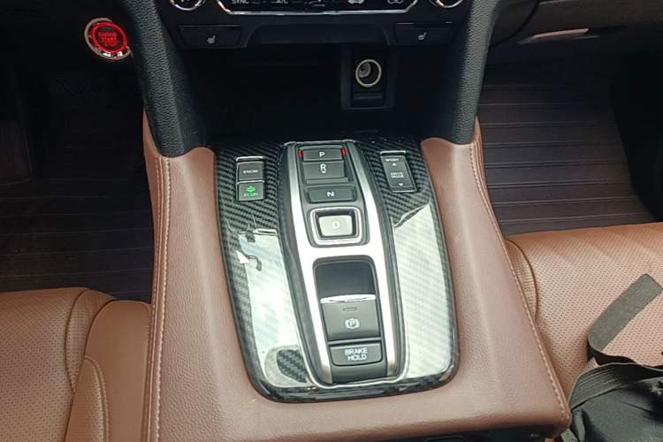 Used Honda UR-V 2017 370TURBO 2WD Prestige Edition China V Gear Lever