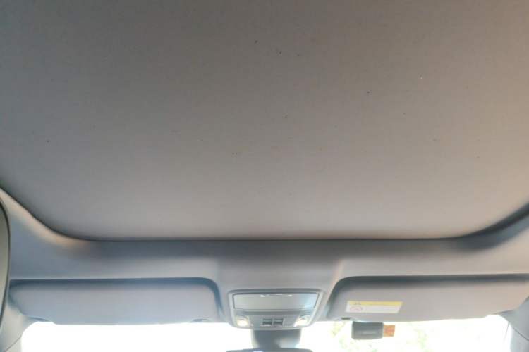Used Honda UR-V 2017 370TURBO Four-Wheel Drive Prestige Edition China V Headliner