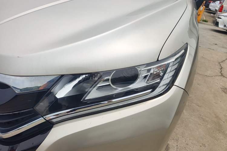Used Honda UR-V 2017 240TURBO Two-Wheel Drive Classic Edition China V Left Front Headlight
