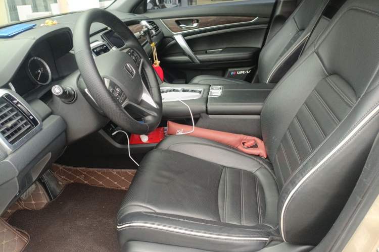 Used Honda UR-V 2017 370TURBO Four-Wheel Drive Prestige Edition China V Left Front Seat