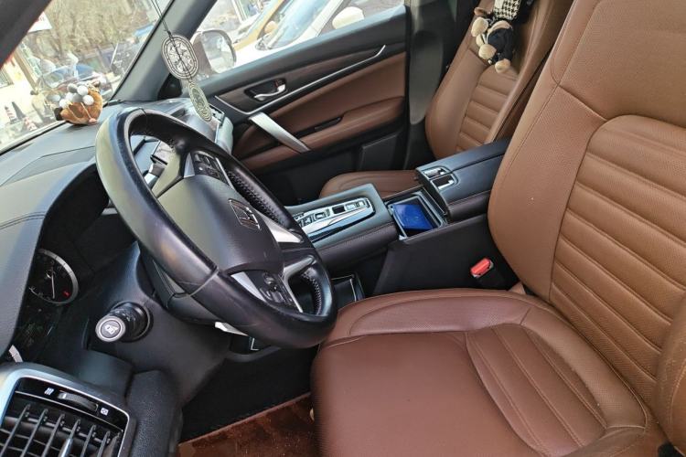 Used Honda UR-V 2017 370TURBO 2WD Prestige Edition China V Left Front Seat