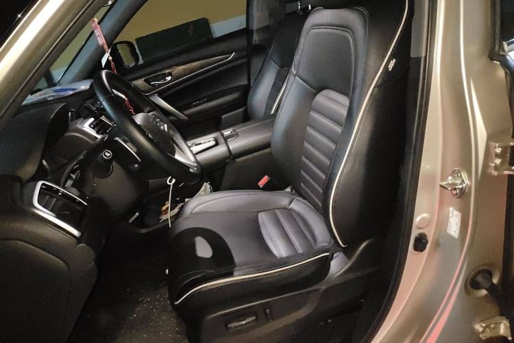 Used Honda UR-V 2017 370TURBO 2WD Prestige Edition China V Left Front Seat