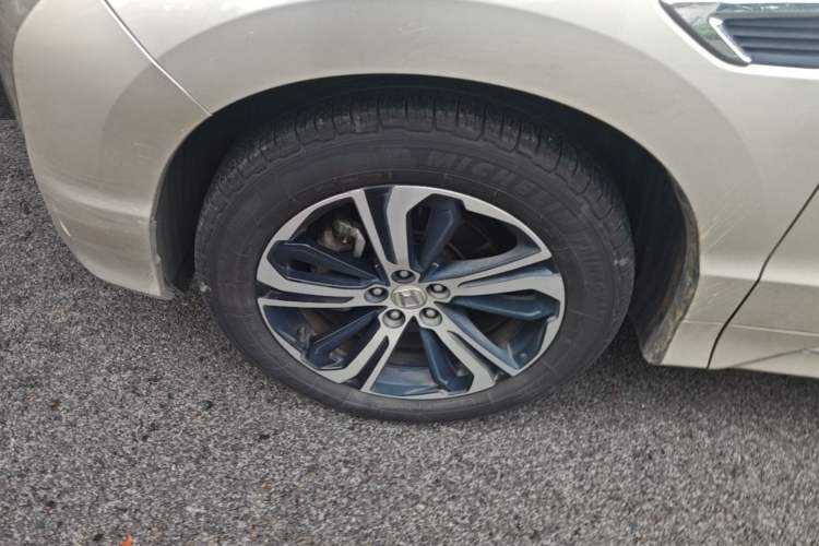 Used Honda UR-V 2017 370TURBO 2WD Prestige Edition China V Left Front Wheel Hub